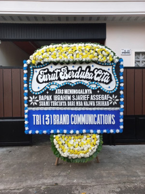 Papan Bunga Duka di Darmareja